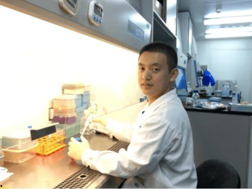 眼睛高学历在线视频